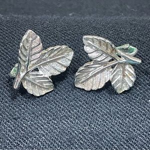Vintage 70's Sarah Coventry Leaf Earrings Silver Tone Clip On